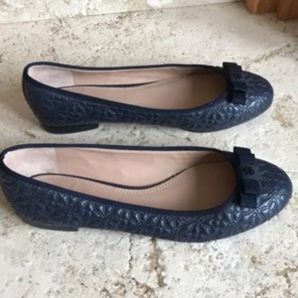 Tory Burch Shoes - Tory Burch Navy Blue Flower Quilted Leather Bow Flats